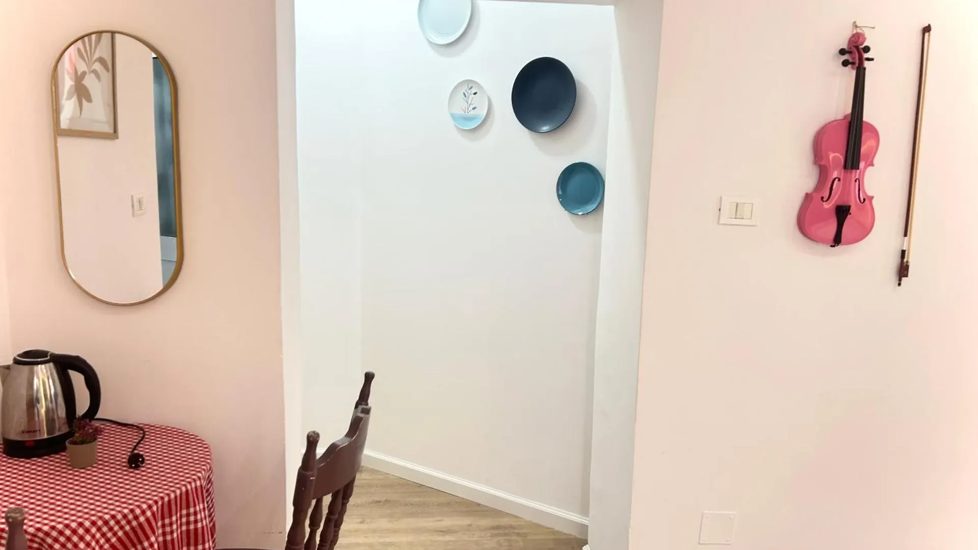 Melody Apartments Tirana 0*,  Albania